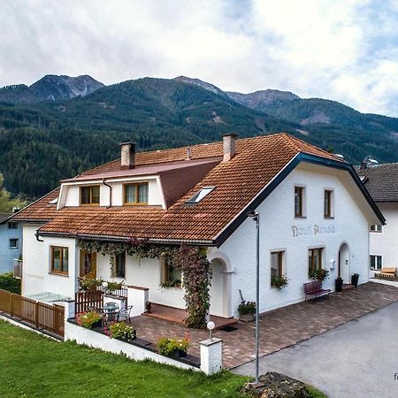 Haus Arnold - Privatzimmer Und Ferienwohnungen Sillian Exterior photo